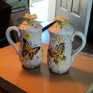 Vintage 1970's Retro S&P Shakers